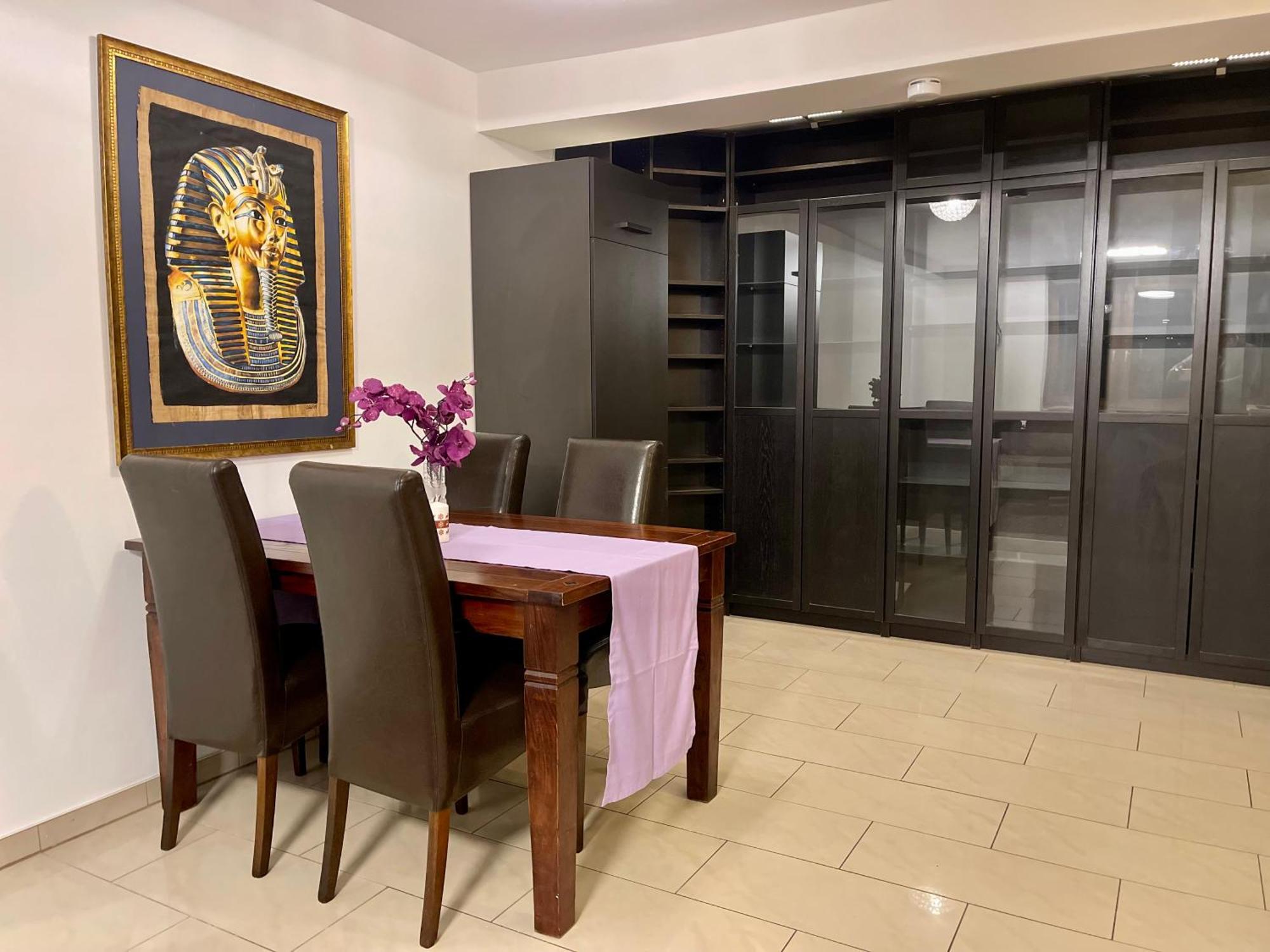 Wunderschoenes Apartment In Der Goldstadt 普福尔茨海姆 外观 照片